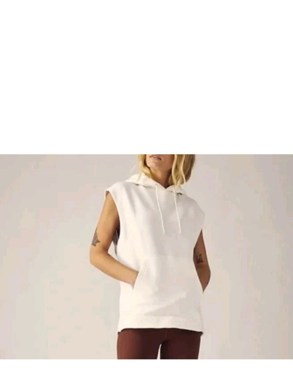 Athleta Sundown Sweatshirt Tank Hoodie Womens Small Ivory White Gym Athletic